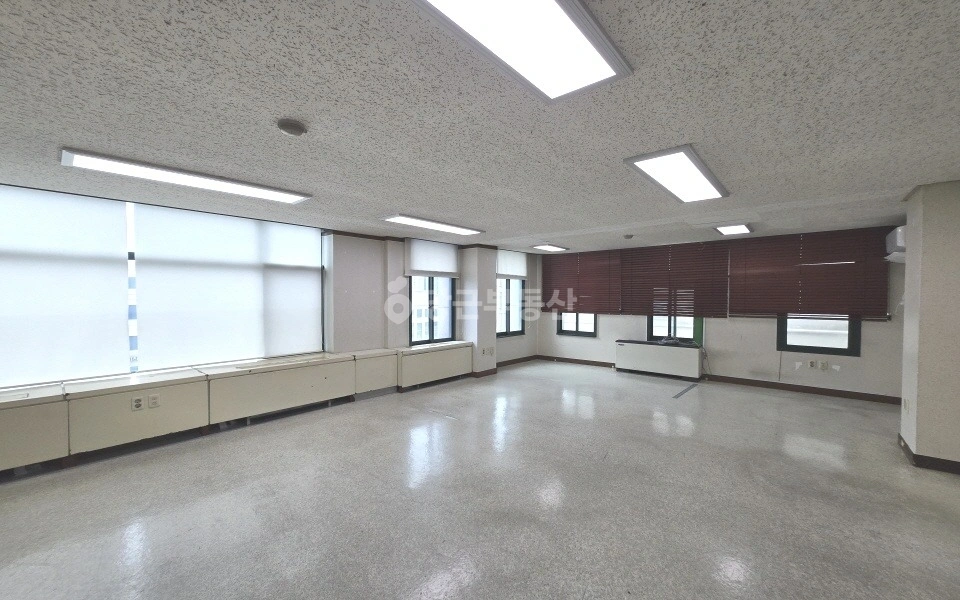 서울특별시 강남구 논현동 사무실 사진 1