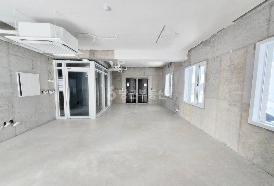 서울특별시 강남구 논현동 상가 사진 1