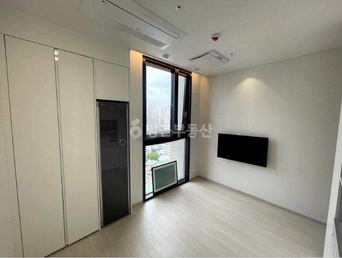 부산광역시 수영구 남천동 오피스텔 사진 1