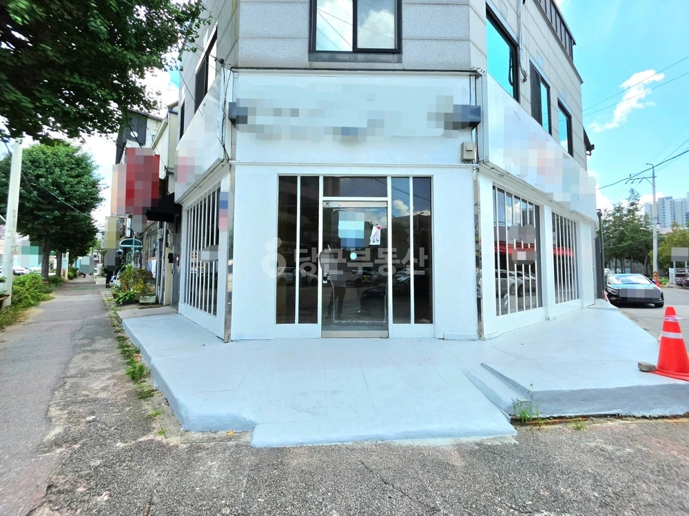 전남광주통합특별시 북구 용봉동 상가 사진 1