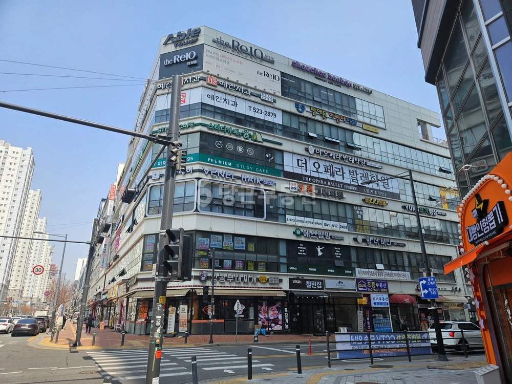충청남도 천안시 서북구 불당동 상가 사진 1
