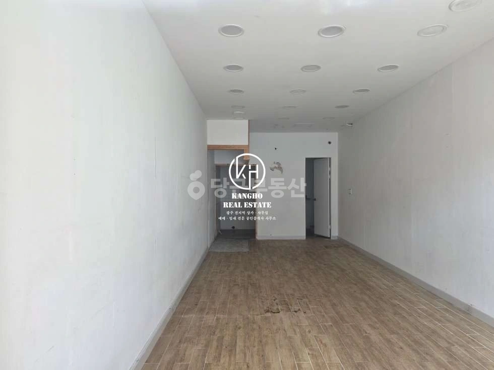 전남광주통합특별시 북구 문흥동 상가 사진 1
