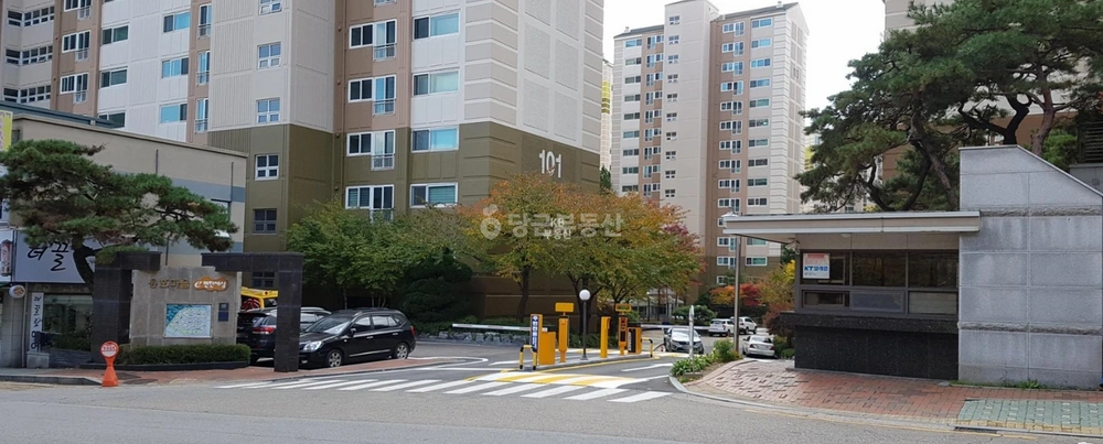 경기도 군포시 당동 아파트 사진 1