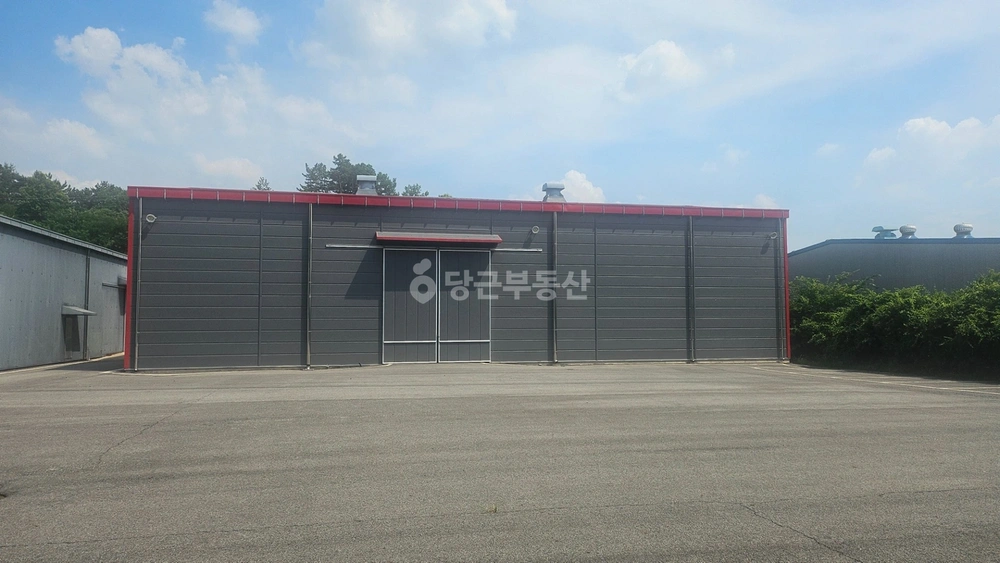 충청남도 천안시 동남구 목천읍 공장/창고 사진 1