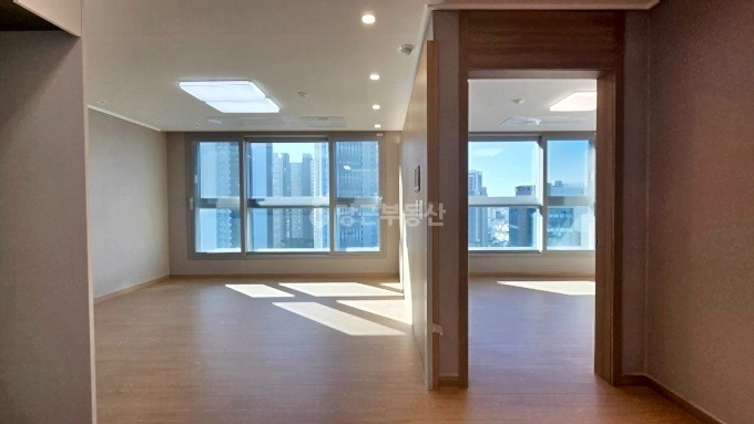 부산광역시 수영구 남천동 아파트 사진 1