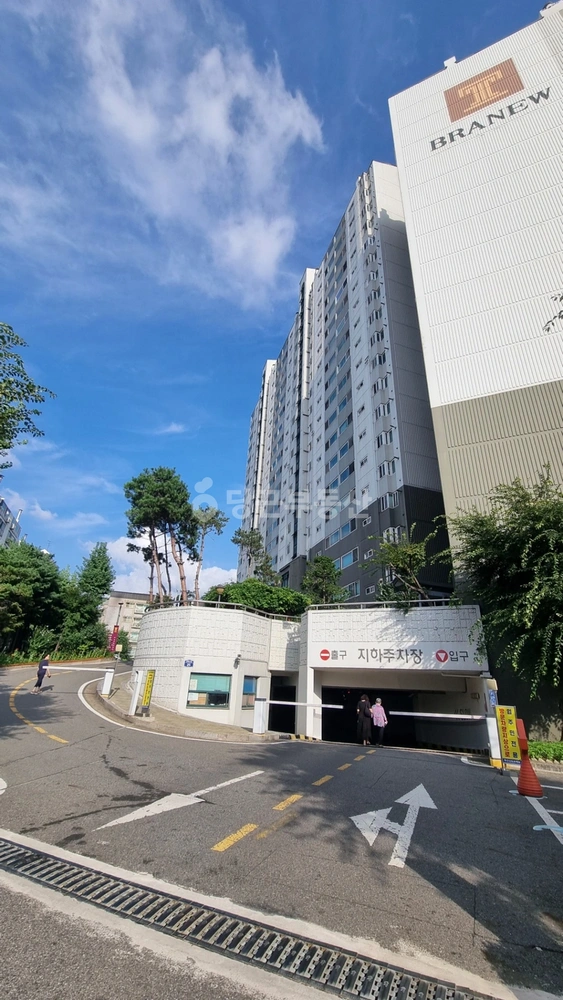 서울특별시 금천구 독산동 아파트 사진 1