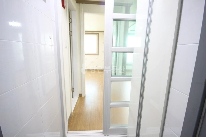 부산광역시 중구 영주동 원룸 사진 1