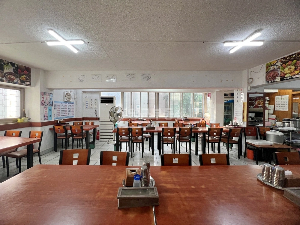 서울특별시 용산구 이태원동 상가 사진 1