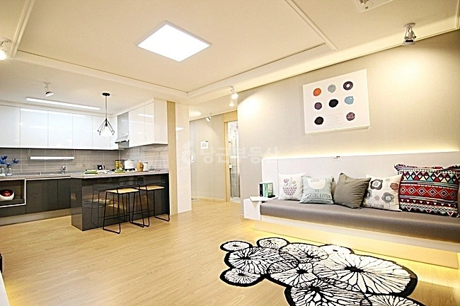 부산광역시 사상구 감전동 아파트 사진 1