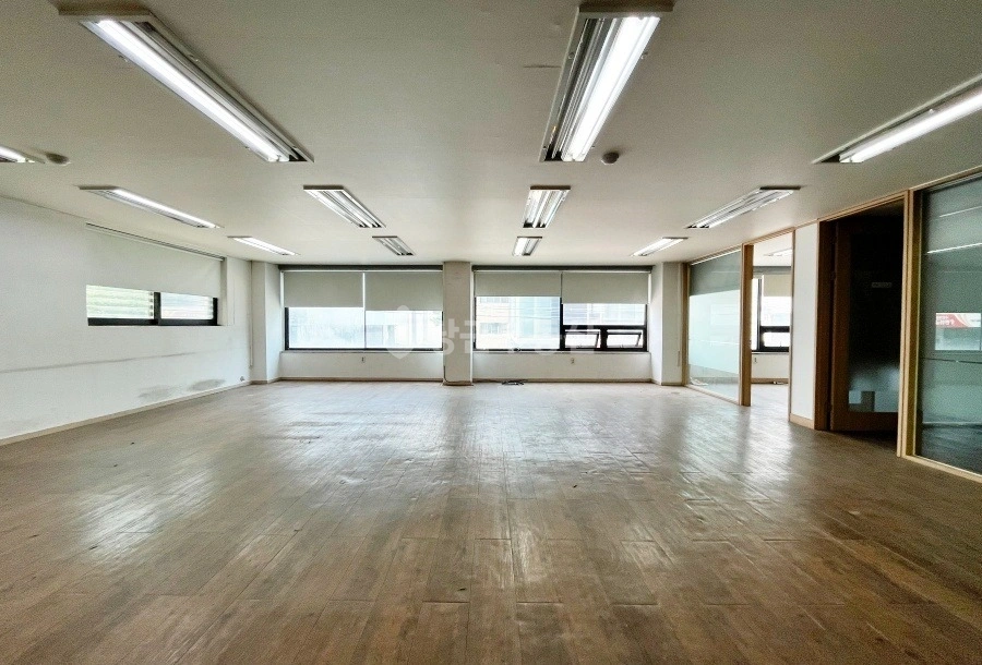 서울특별시 강남구 역삼동 사무실 사진 1