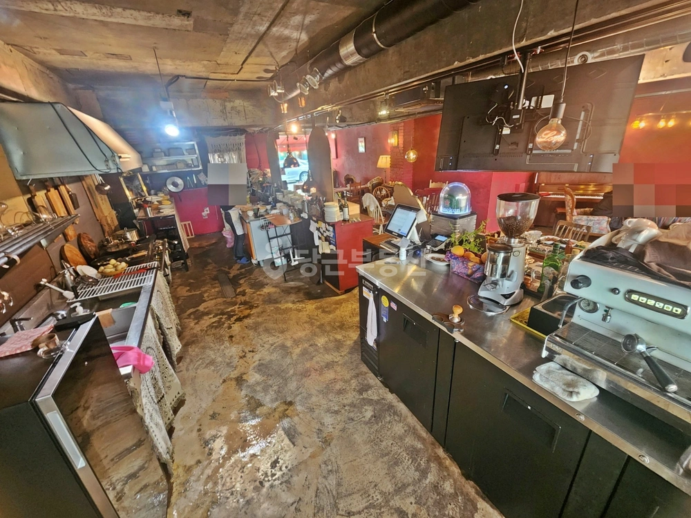 경기도 고양시 일산동구 백석동 상가 사진 1