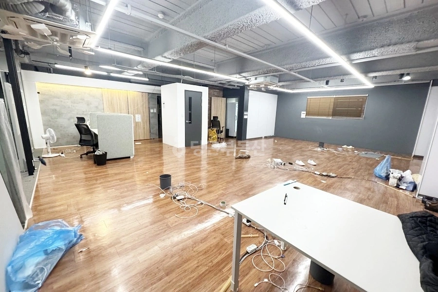 서울특별시 강남구 역삼동 사무실 사진 1