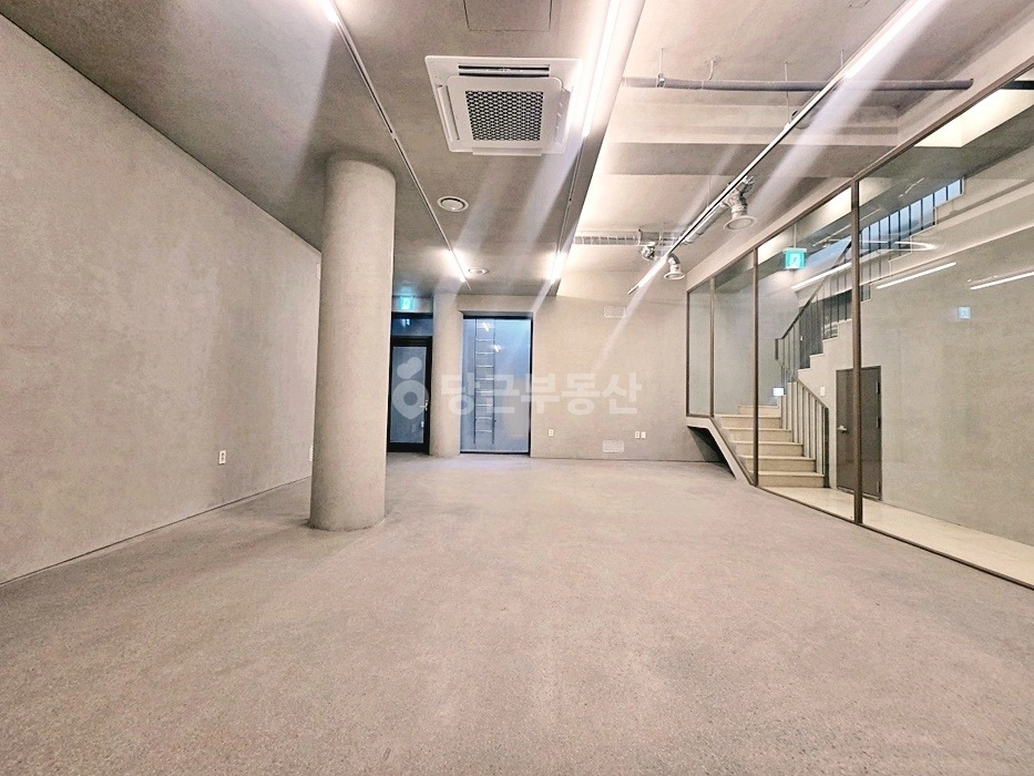 서울특별시 마포구 합정동 상가 사진 1