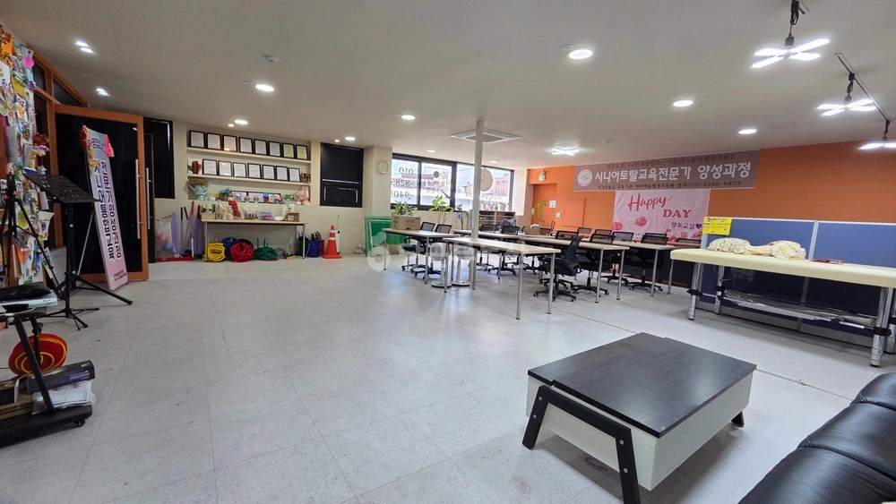 전북특별자치도 전주시 덕진구 여의동2가 상가 사진 1
