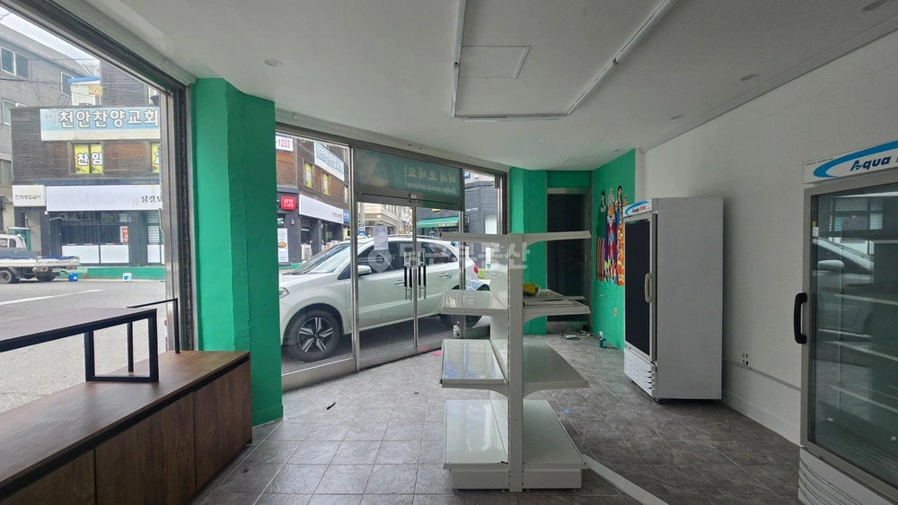 충청남도 천안시 동남구 신부동 상가 사진 1