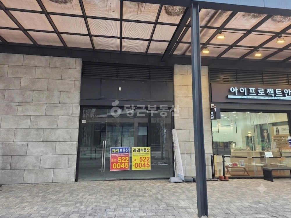 충청남도 천안시 서북구 불당동 상가 사진 1