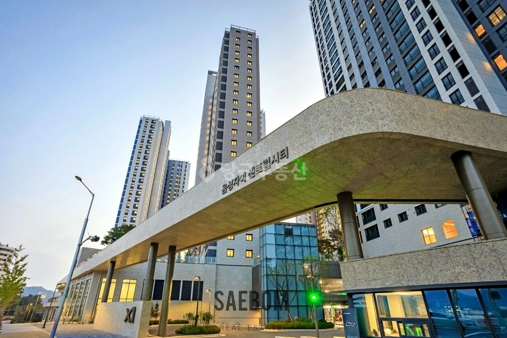 충청북도 음성군 금왕읍 아파트 사진 1