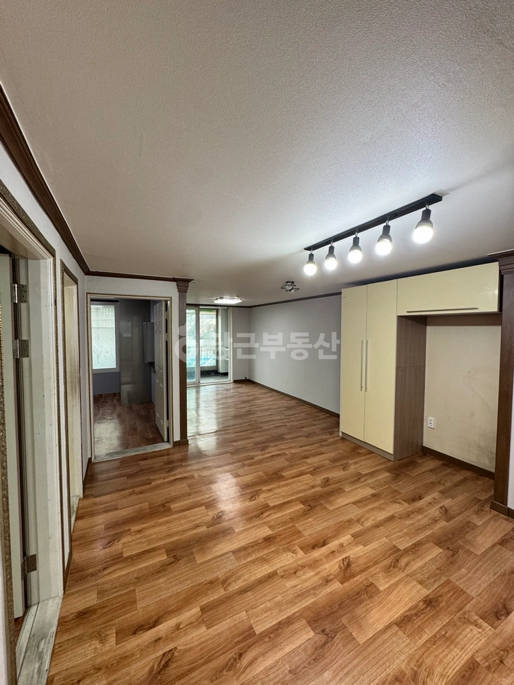 전북특별자치도 익산시 영등동 아파트 사진 1