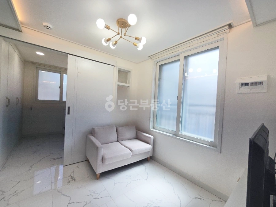 대전광역시 서구 탄방동 원룸 사진 1