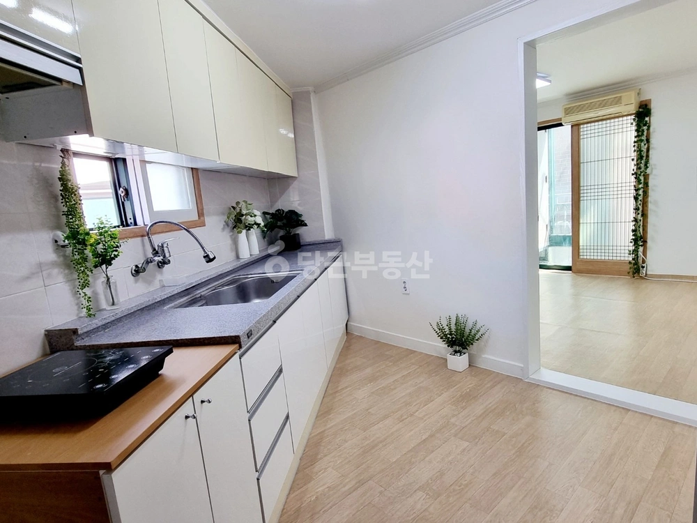 부산광역시 부산진구 초읍동 원룸 사진 1