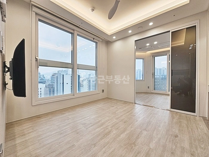 부산광역시 연제구 연산동 오피스텔 사진 1