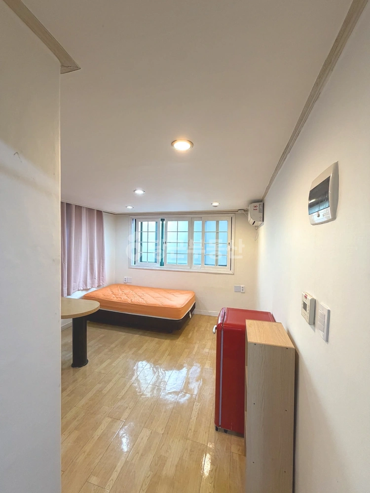 서울특별시 서대문구 연희동 원룸 사진 1