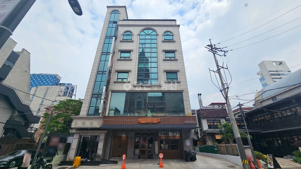 서울특별시 강남구 논현동 상가 사진 1