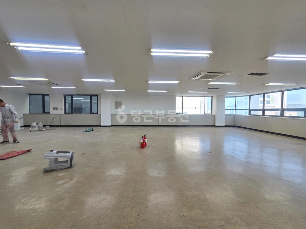 부산광역시 남구 대연동 사무실 사진 1