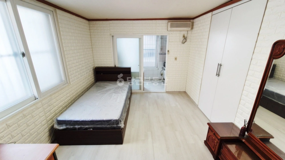 부산광역시 금정구 장전동 원룸 사진 1