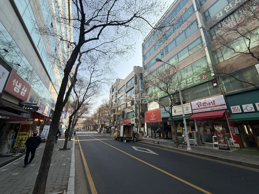 경기도 고양시 일산동구 장항동 상가 사진 1