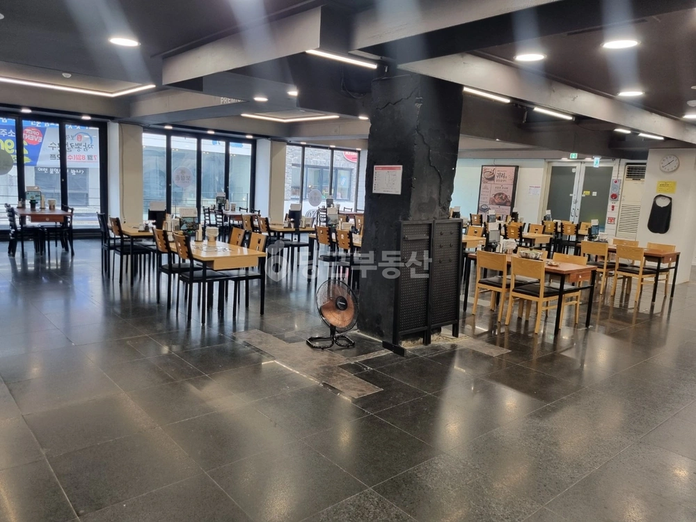대전광역시 중구 은행동 상가 사진 1