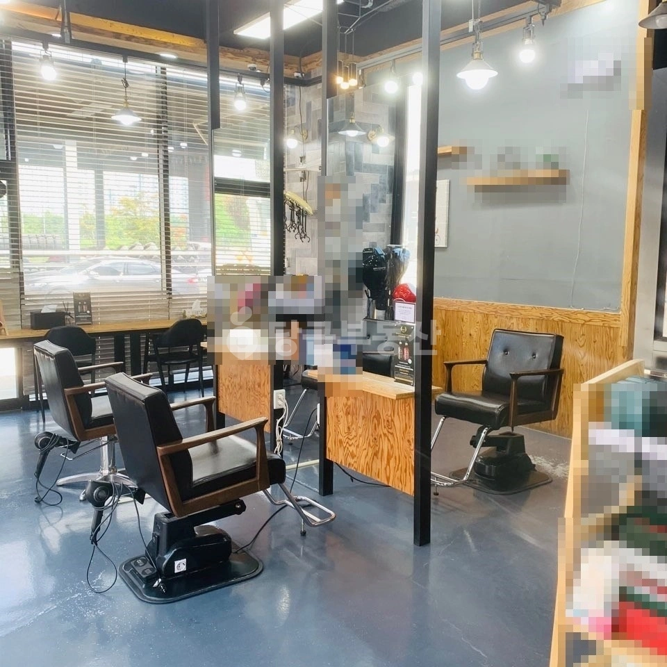 경기도 파주시 목동동 상가 사진 1