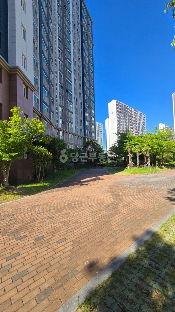 부산광역시 강서구 명지동 아파트 사진 1