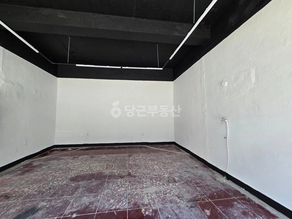 경상남도 창원시 마산회원구 양덕동 상가 사진 1