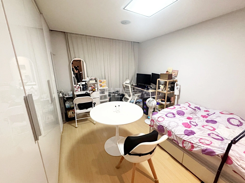 서울특별시 강남구 역삼동 원룸 사진 1
