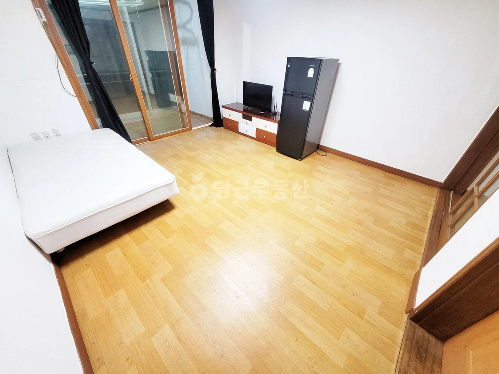 울산광역시 남구 삼산동 원룸 사진 1