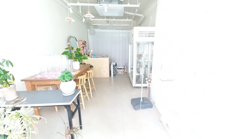 충청남도 천안시 동남구 신부동 상가 사진 1