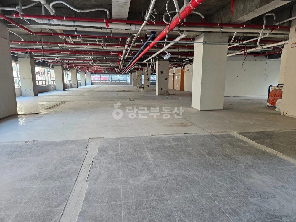 충청남도 천안시 서북구 불당동 상가 사진 1