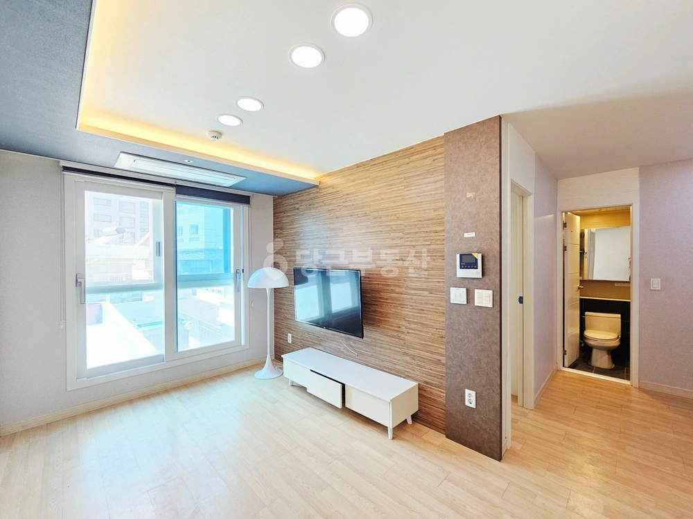 부산광역시 수영구 망미동 원룸 사진 1