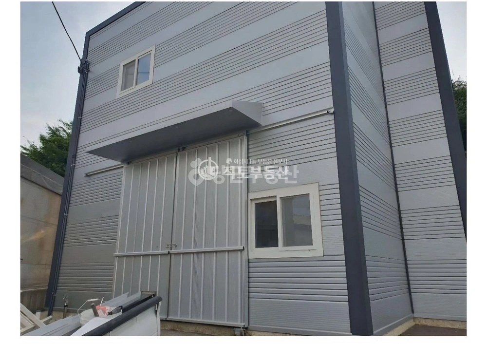 경기도 화성시 효행구 정남면 공장/창고 사진 1