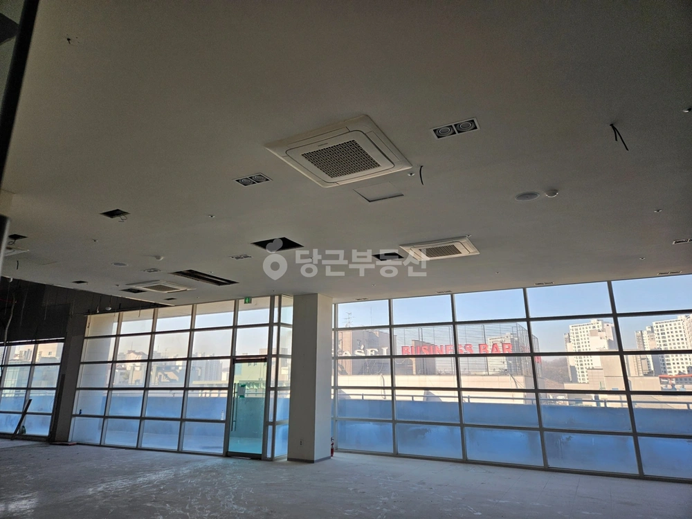 충청남도 천안시 서북구 불당동 상가 사진 1