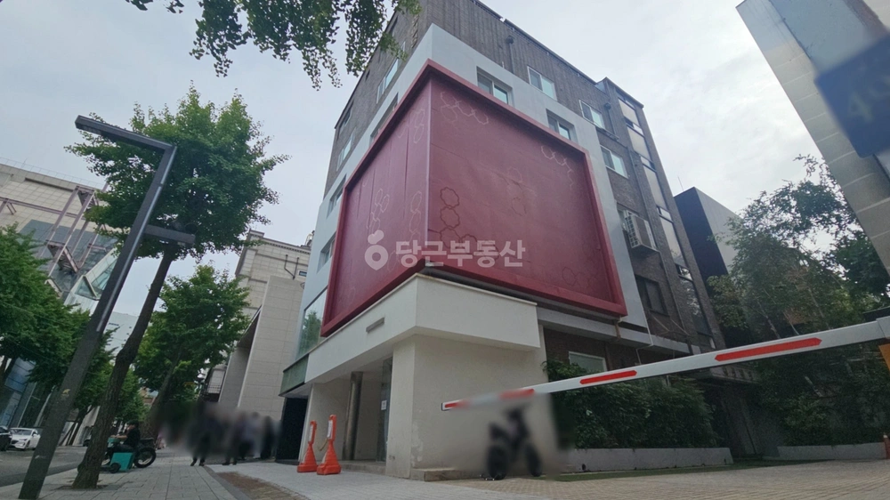 서울특별시 강남구 신사동 상가 사진 1