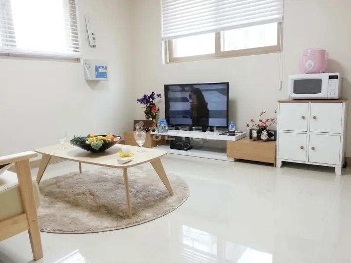서울특별시 강남구 역삼동 원룸 사진 1