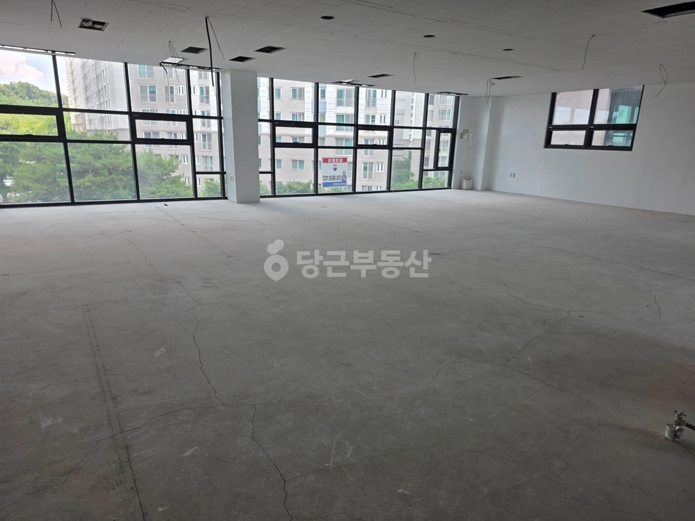 충청남도 천안시 서북구 불당동 상가 사진 1
