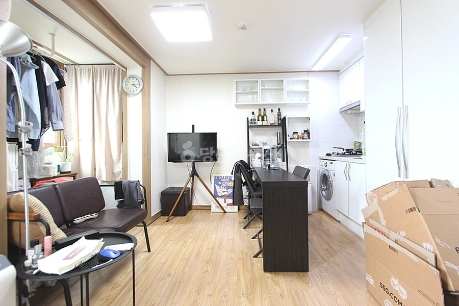 서울특별시 마포구 합정동 원룸 사진 1