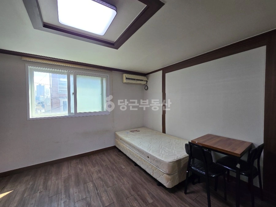대전광역시 서구 탄방동 원룸 사진 1