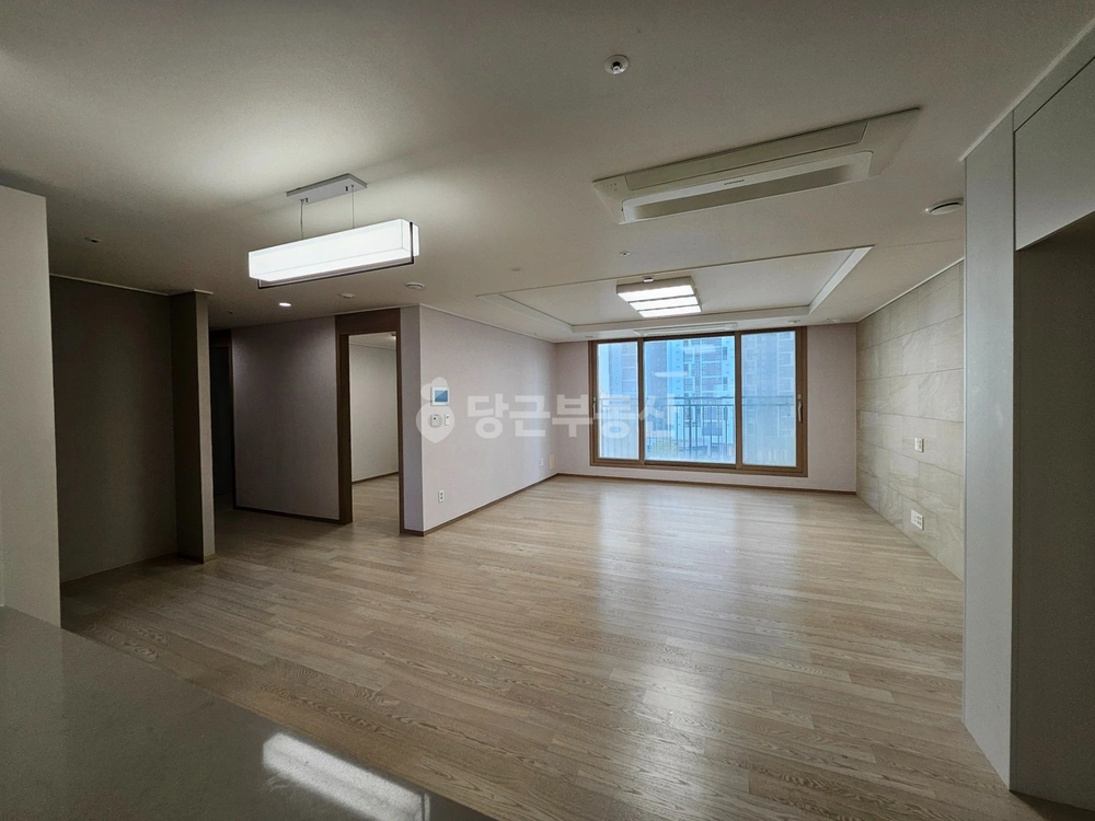 인천광역시 연수구 송도동 아파트 사진 1