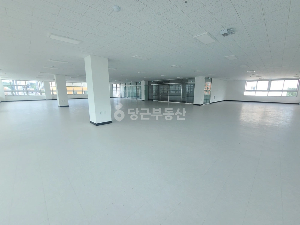 충청남도 천안시 서북구 불당동 상가 사진 1