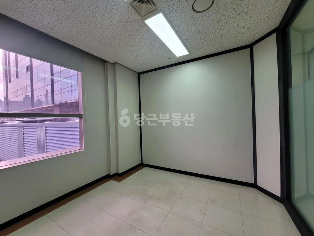 경기도 안양시 동안구 관양동 사무실 사진 1