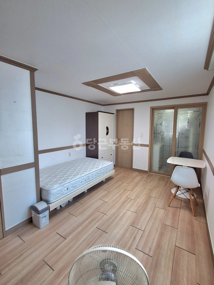부산광역시 사하구 신평동 원룸 사진 1